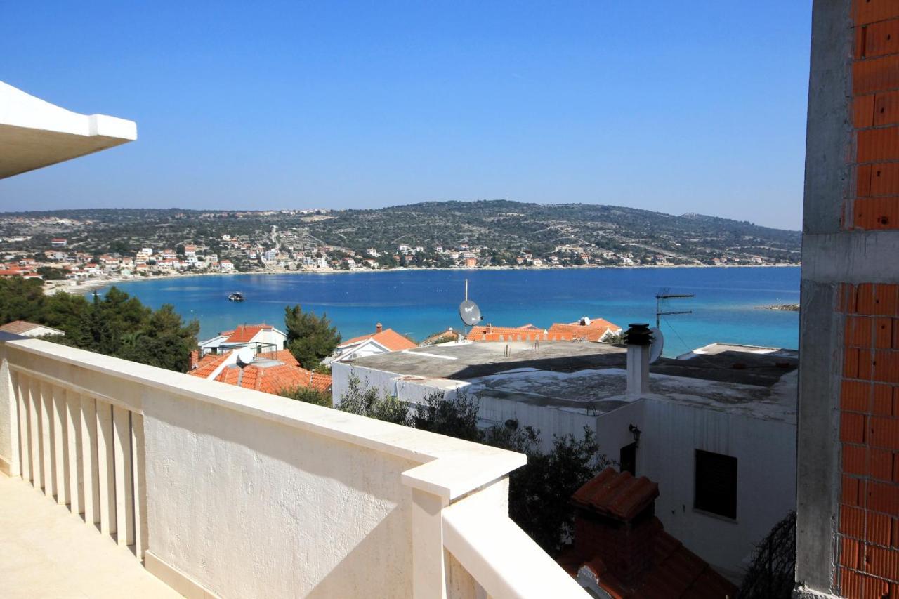 Apartments By The Sea Sevid, Trogir - 9468 Екстериор снимка