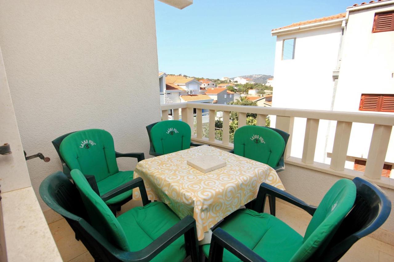 Apartments By The Sea Sevid, Trogir - 9468 Екстериор снимка